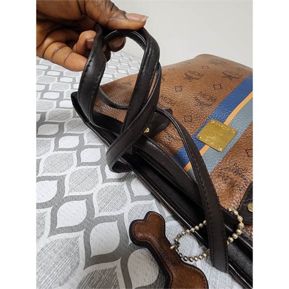 Authentic MCM Visetos Dog Bone Striped Shopper Tote Bag Brown - Picture 11 of 13